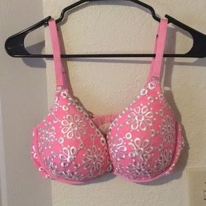 Victoria’s Secret Bombshell Bra